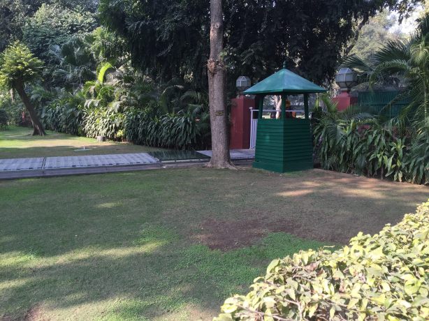 23454711454_4e8269777c_k