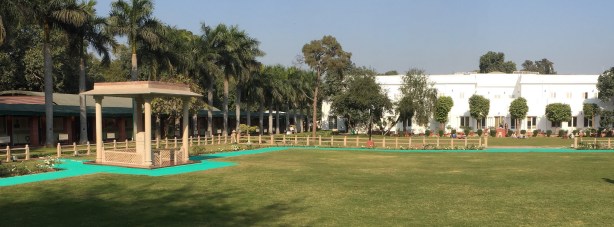 24082927665_c72d7e9b63_k