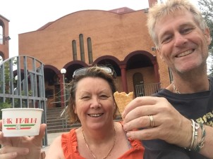 2ee1e2b0-9252-4ac4-8d21-5298800ef821